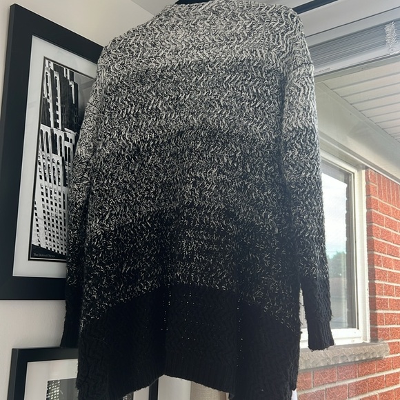 Rococo Long Sleeve - Picture 6 of 8